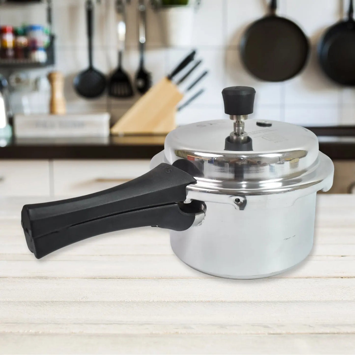 🍲 Aluminium Rays Pearl Pressure Cooker with Outer Lid – 2.5 Litres - Chestore