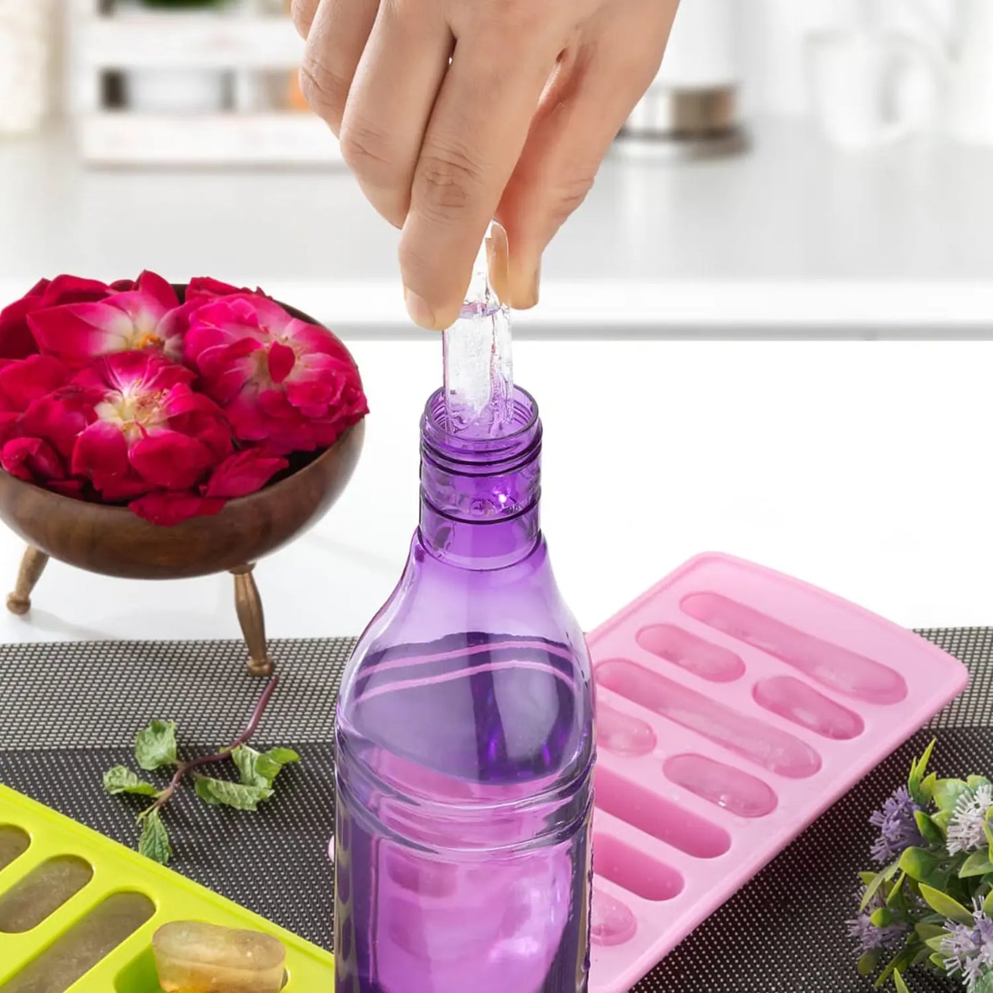 4 - Piece Fancy Ice Tray Set | Multi - Purpose Ice Cube Molds for Household Use - Chestore