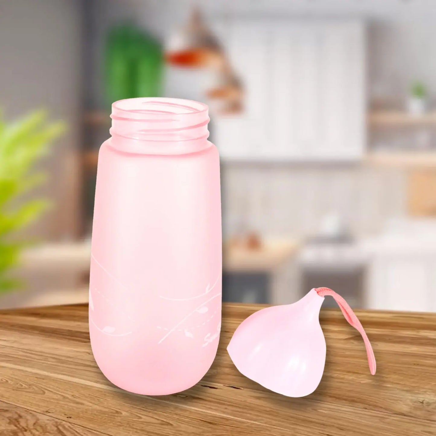 550ml Unique Shape Plastic Water Bottle – Leakproof, BPA - Free & Easy to Carry - Chestore