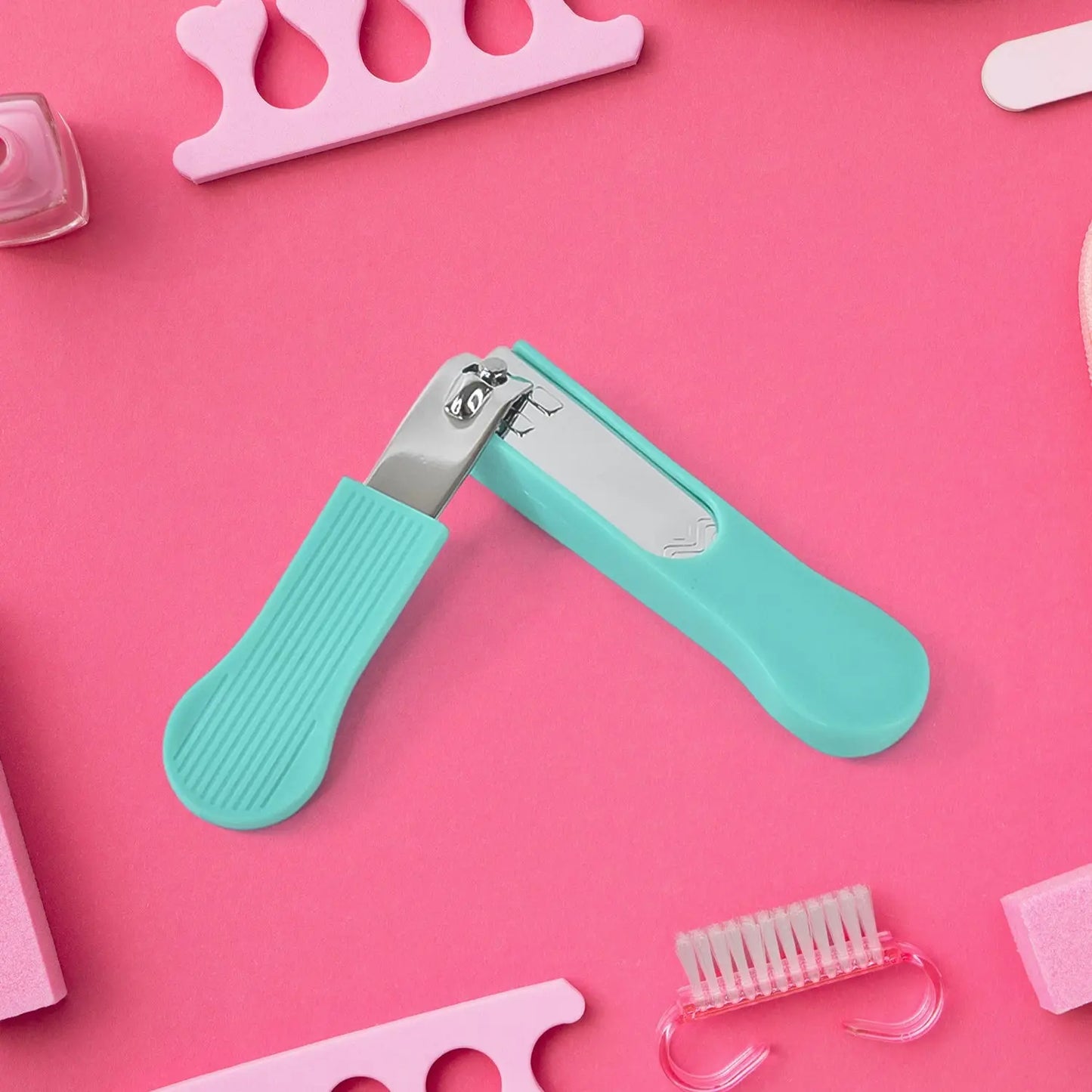 Adult Nail Clippers | Large Plastic Nail Clippers for Easy & Precise Trimming (1 PC) - Chestore