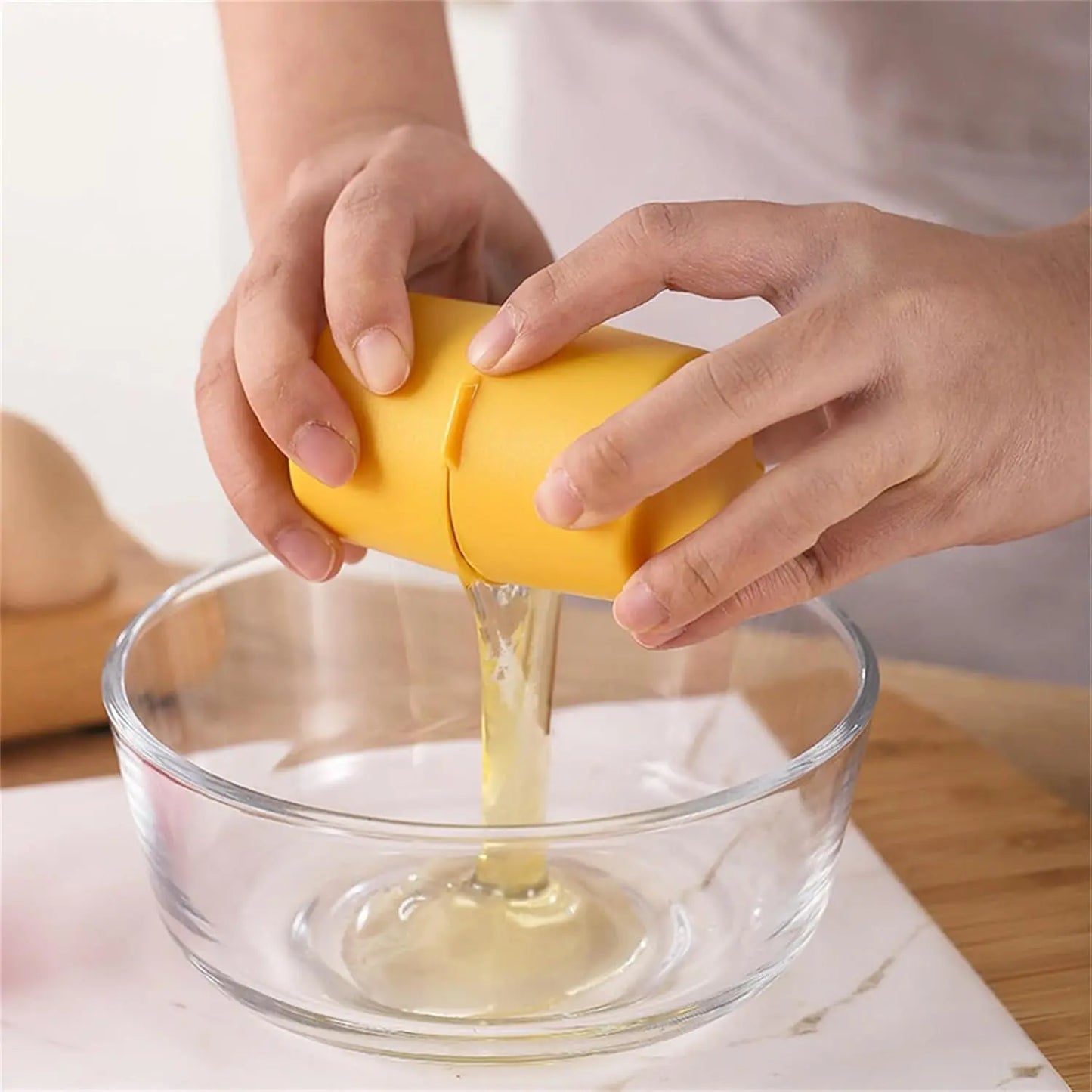 🥚 Egg Shell Opener – Handheld Egg Cracker Tool for Raw Eggs (1 Pc) - Chestore
