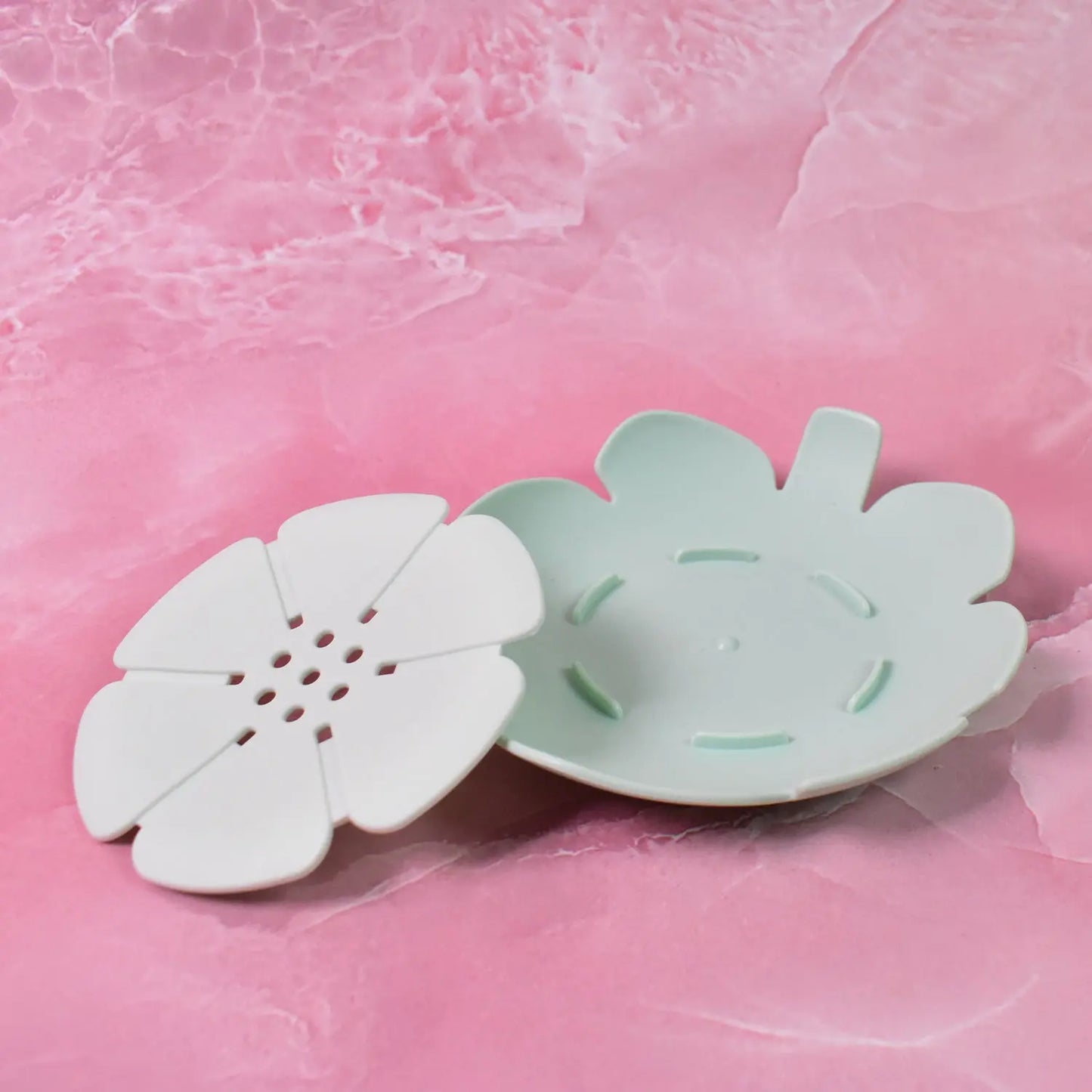 Plastic Flowers Soap Dish Bathroom Accessories Set Shower Gift (1 Pc) - Chestore