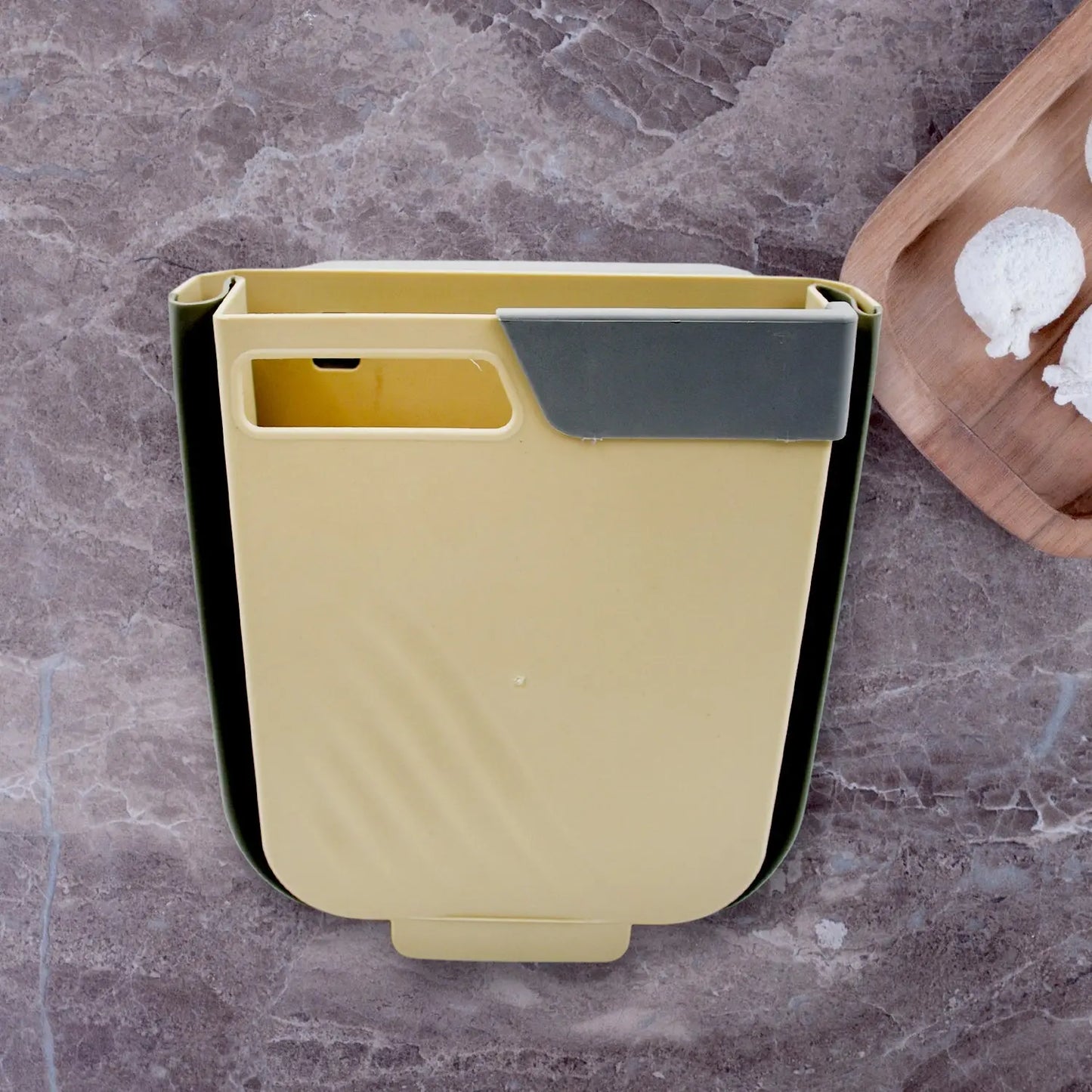 Hanging Trash Can – Foldable & Space - Saving Waste Bin for Kitchen, Bathroom & Office - Chestore