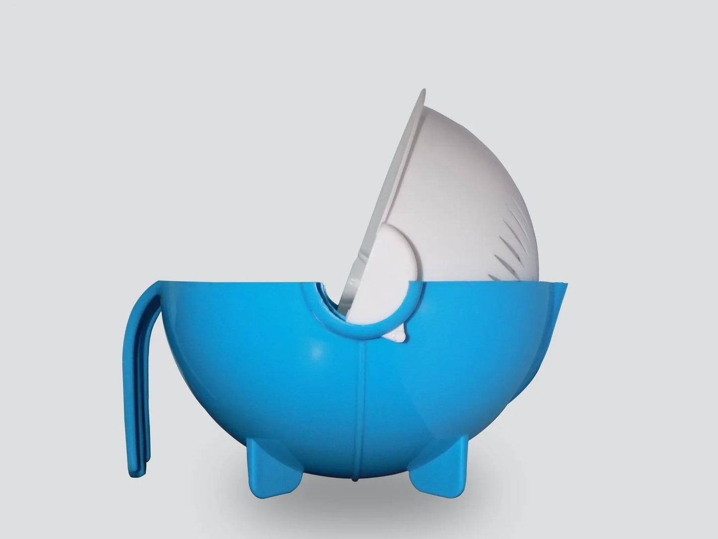 Multi - Functional Fruit & Vegetable Washing Bowl with Strainer & Handle - Chestore