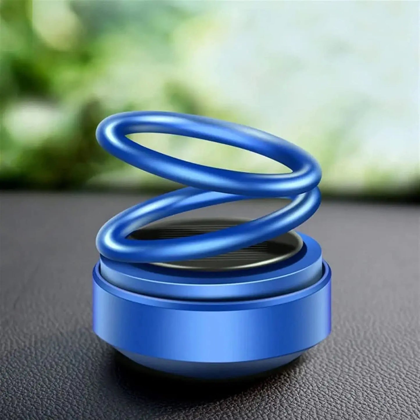 Solar - Powered Car Aroma Diffuser – 360° Rotating Car Air Freshener - Chestore