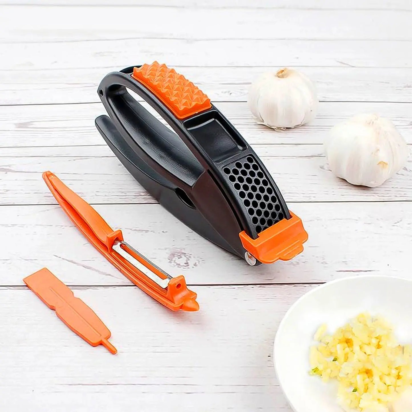 Multifunctional Garlic Press – Easy Mincing & Crushing Tool for Kitchen - Chestore
