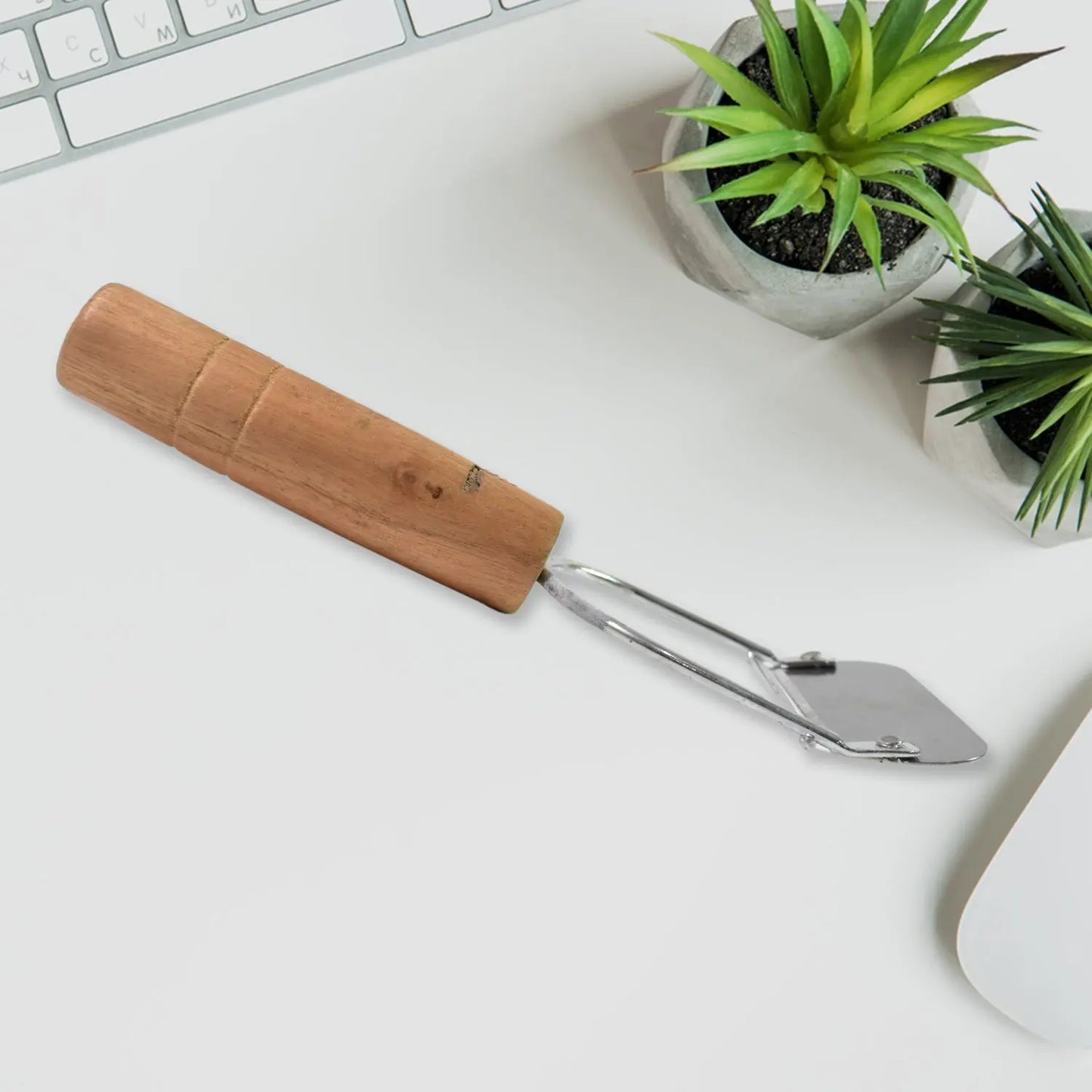 🥒 Wooden Handle Metal Vegetable Cutter & Peeler – 1 Pc - Chestore