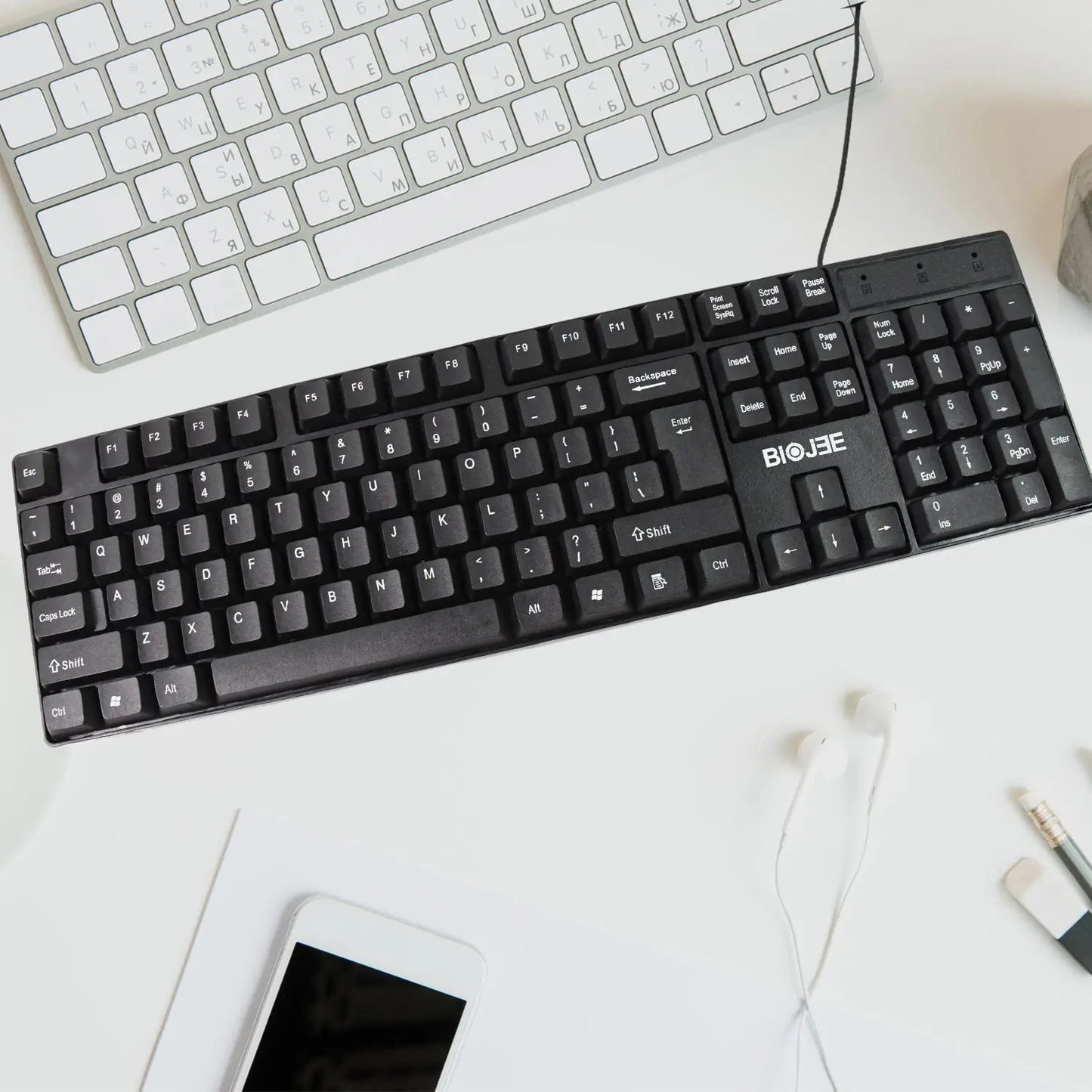 Wired USB Keyboard with 104 Keys | Comfortable Full - Size PC Keyboard – 1 Pc - Chestore